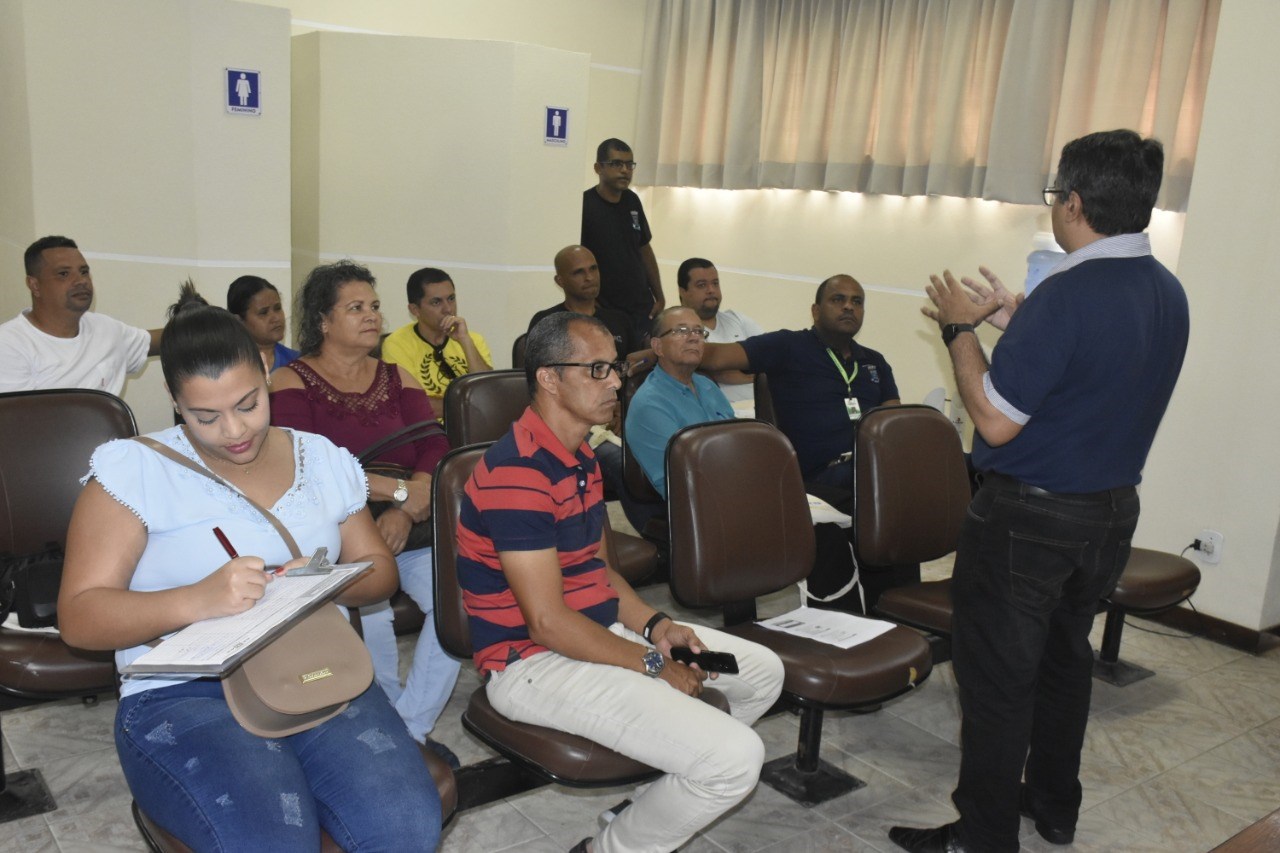 Camacã: Sala do Empreendedor promove encontro entre SEBRA e comerciantes

